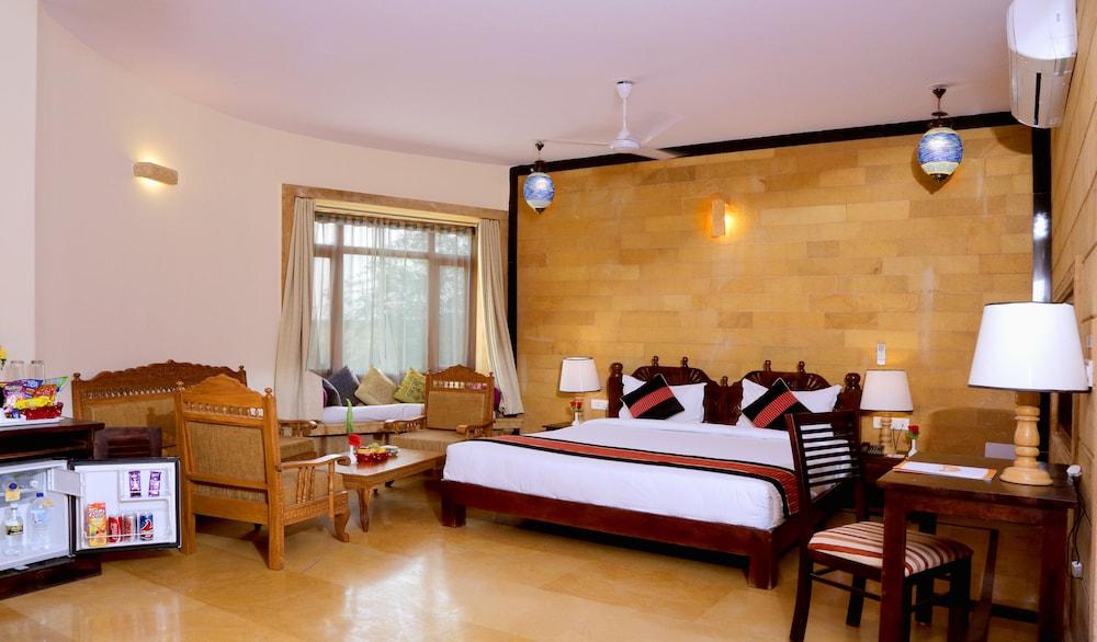 Hotel Golden Haveli Джайсалмер Экстерьер фото